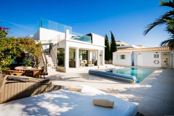 Amazing Villa Paola Heated Pool