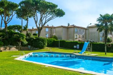 AF-3 Calella de Palafrugell 8 Pax