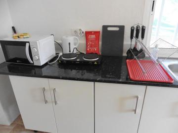 Lovely 1 bedroom apartment with kitchen and pool