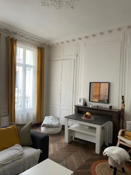 F2 40m2 centre ville place de parking