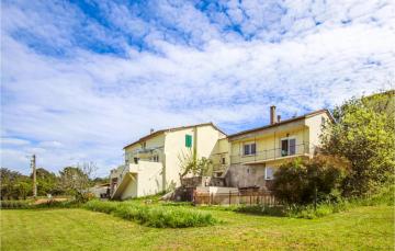 Nice Home In Laurac On Vivarais With Outdoor Swimming Pool, Wifi And Private Swimming Pool