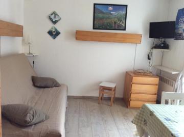 LE BORSAT SUR PISTE TIGNES VAL CLARET STUDIO CABINE BALCON