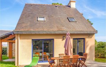 Beautiful Home In Erquy With Outdoor Swimming Pool, Heated Swimming Pool And 3 Bedrooms