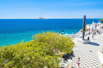 Castell Dor 2-A Apartment Old Town