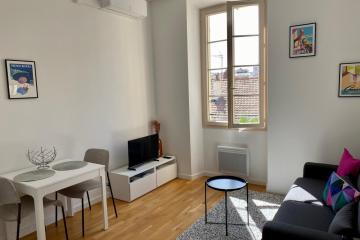 Bright duplex 800m from the Palais des Festivals!