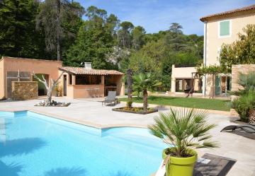 Le Manoir bastide pour 15 personnes proche de Cassis