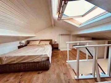 Duplex au calme en maison