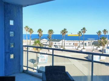 Grand F2 Bastia, Port de Toga, Terrasse Vue Mer