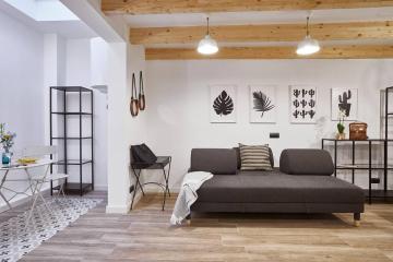 Amazing 2 bedroom duplex in les corts