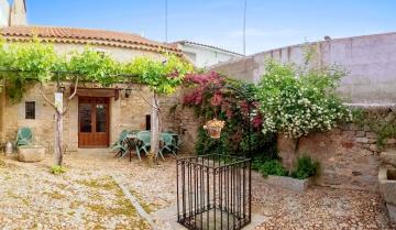 3 bedrooms house with enclosed garden and wifi at Anora