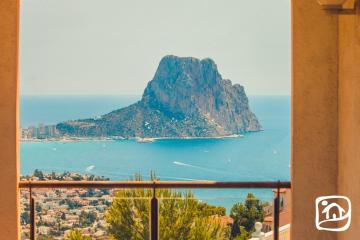 Villa Sant Jordi by Abahana Villas