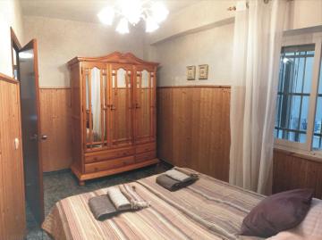 Three bedrooms near the Sea