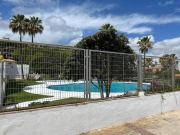 appartement aan Boulevard en zwembad