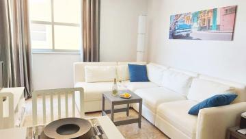 Modern and centric apartment with air conditioning