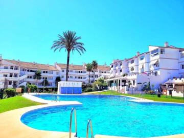 Apartamento en Cerrado del Aguila, Mijas De un dormitorio situado a cinco minutos del Castillo de Fuengirola la playa y centro comercial Miramar