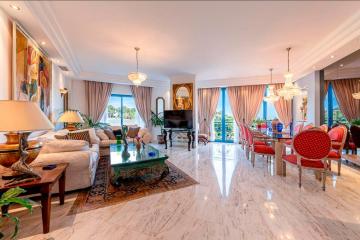 Atico espléndido con excelentes vistas al campo de Golf - Gran terraza de 80m2 tropical con BBQ