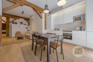 SoHo style Apt para 7p en el centro de Madrid!