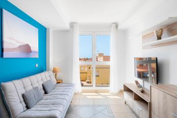 YELLOW SUN HOLIDAY HOME - by MEDANO4YOU