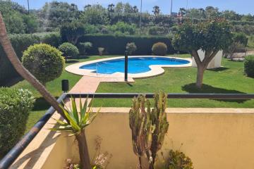 families welcome, spacious nice piso, apt, wifi, outdoor pool, huge terrace, beach 700m