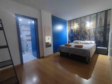 LOFT LUMINOSO Y MODERNO