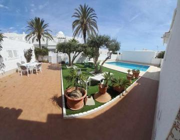 1358 chalet con piscina privada