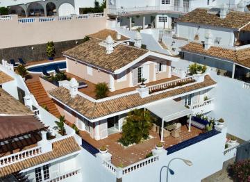 Villa Marbella-private pool and breathtaking view