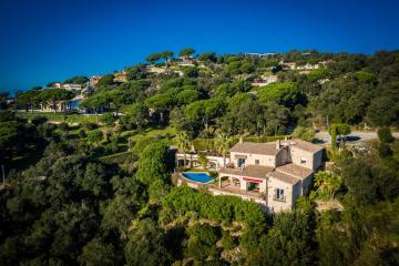 Villa Azucena with splendid swimming pool and seaview
