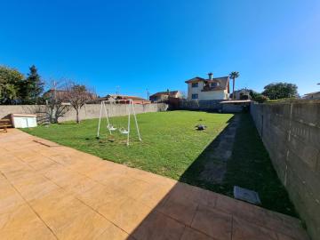 Samil, Vigo, chalet con finca