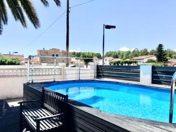 132-Casa de vacaciones con piscina en Empuriabrava