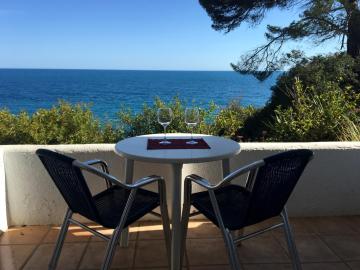 APPARTEMENTS MÉDITERRANÉENS avec piscine