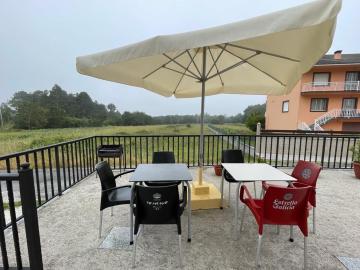 Apartamento con terraza, al lado de la playa