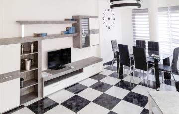 Beautiful apartment in Grau i Platja with Outdoor swimming pool, WiFi and 3 Bedrooms