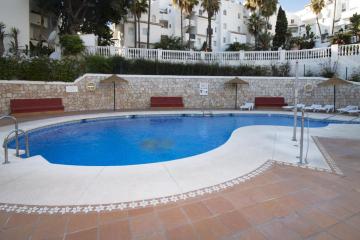 Apartamento con piscina enfrente de la playa