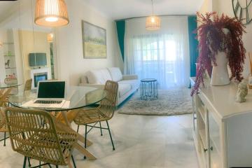 Beautiful apartment by the beach