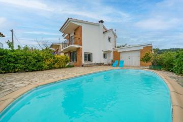 HomeHolidaysRentals Zuri - Costa Barcelona