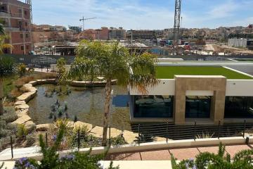 New Luxury Apartment near the Sea