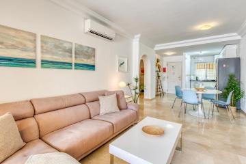 Marvellous Apartment with Great Terrace (PA 1-6)