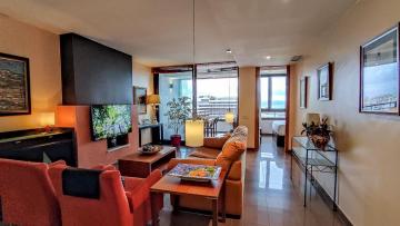 Great apartment with views in Torremolinos by SharingCo