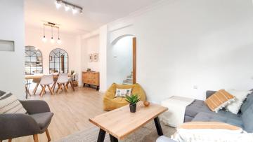 Modern and independient home with beautiful yard in the center of Málaga by SharingCo.