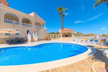 3-Bed Villa with Amazing Views