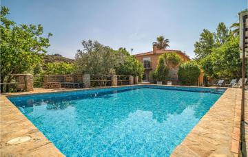 Nice Home In Ronda With Outdoor Swimming Pool, Wifi And 6 Bedrooms