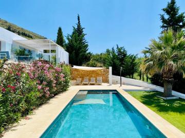 Alpujarra Escape - The Glass House