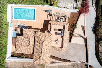 Andalusian style villa with private pool and jacuzzi
