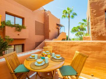 Cubo's Beach & Parking Jardines de Don Carlos