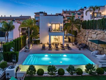 VILLA INIESTA