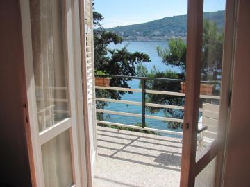 Apartment Karla-Island Ošljak