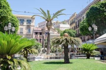 Domus Yenne Suites