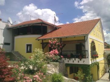 Apartments Dajčić