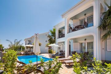 Boutique Hotel Bora & Villas Garamm