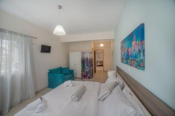 Tesys Studios and Apartments